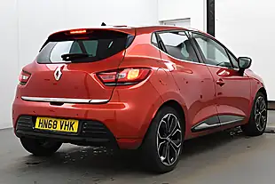 Used 2018 Renault Clio Iconic Mars Red - Interior and Exterior details 15