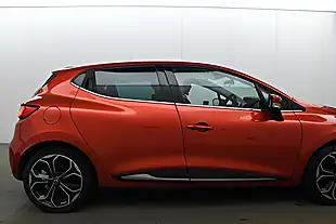 Used 2018 Renault Clio Iconic Mars Red - Interior and Exterior details 18