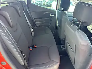 Used 2018 Renault Clio Iconic Red - Interior and Exterior details 12