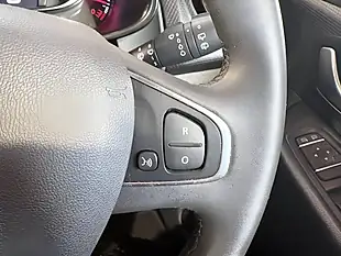 Used 2018 Renault Clio Iconic Red - Interior and Exterior details 15