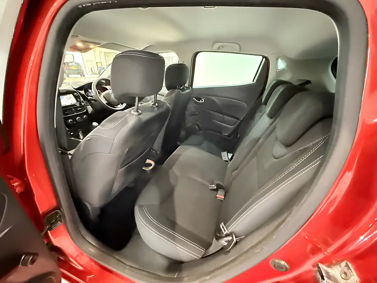 Used 2018 Renault Clio Iconic Red - Interior and Exterior details 18