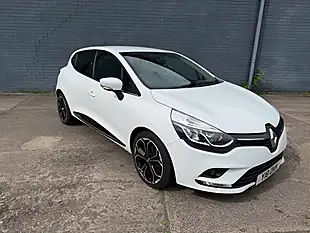 Used 2018 Renault Clio Iconic White - Interior and Exterior details 2