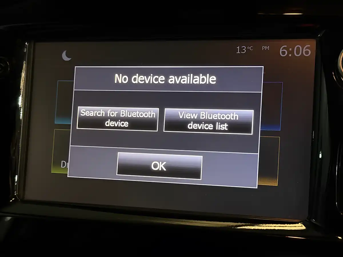 Used 2018 Renault Clio Iconic White - Interior and Exterior details 14
