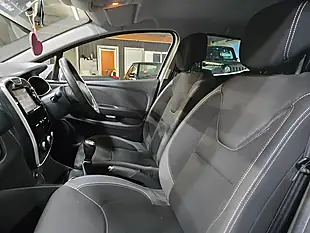 Used 2018 Renault Clio Iconic White - Interior and Exterior details 10