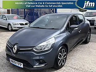Used 2018 Renault Clio Play Titanium Grey Met - Interior and Exterior details 10
