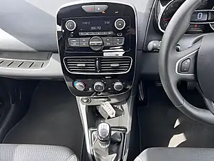 Used 2018 Renault Clio Play Titanium Grey Met - Interior and Exterior details 12