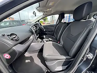 Used 2018 Renault Clio Play Titanium Grey Met - Interior and Exterior details 13