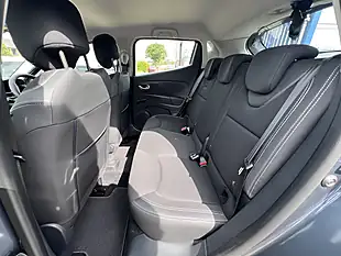 Used 2018 Renault Clio Play Titanium Grey Met - Interior and Exterior details 14
