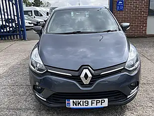 Used 2018 Renault Clio Play Titanium Grey Met - Interior and Exterior details 19