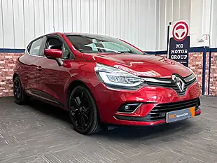 Used 2018 Renault Clio Signature Nav Mars Red - Interior and Exterior details 10