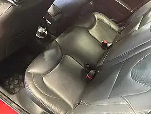 Used 2018 Renault Clio Signature Nav Red - Interior and Exterior details 11