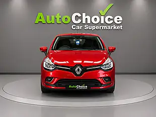 Used 2018 Renault Clio Signature Nav Red - Interior and Exterior details 2