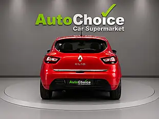 Used 2018 Renault Clio Signature Nav Red - Interior and Exterior details 6