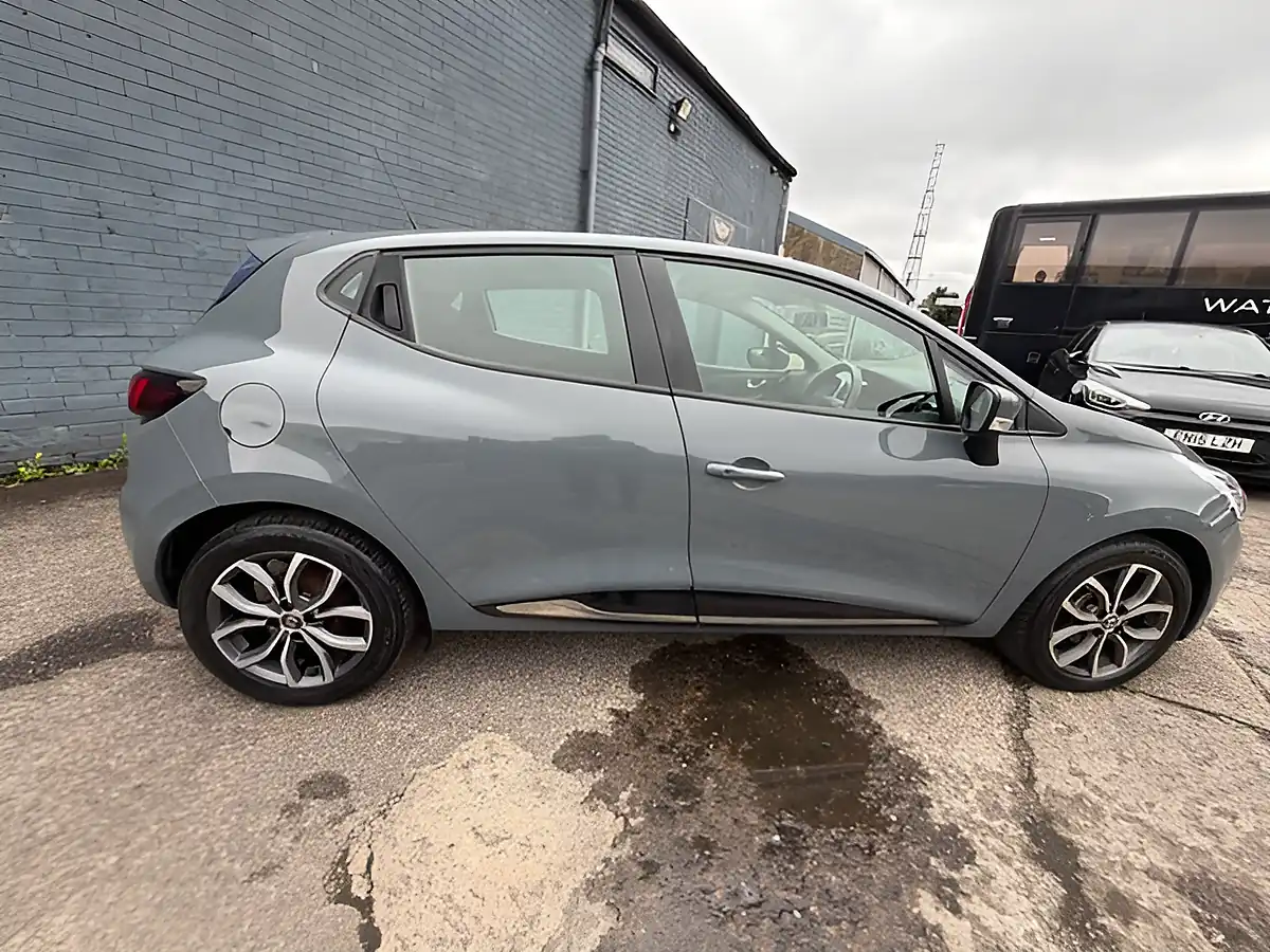 Used 2018 Renault Clio Urban Nav Special Grey - Interior and Exterior details 10