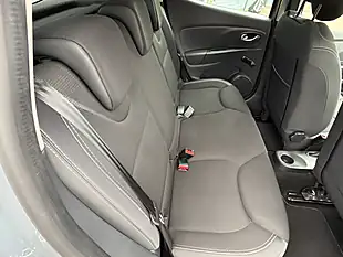 Used 2018 Renault Clio Urban Nav Special Grey - Interior and Exterior details 17