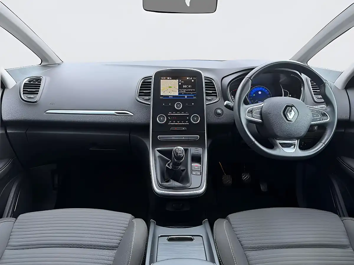 Used 2018 Renault Grand Scenic Dynamique Nav Blue - Interior and Exterior details 11