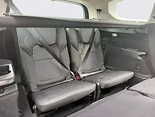 Used 2018 Renault Grand Scenic Dynamique Nav Blue - Interior and Exterior details 14