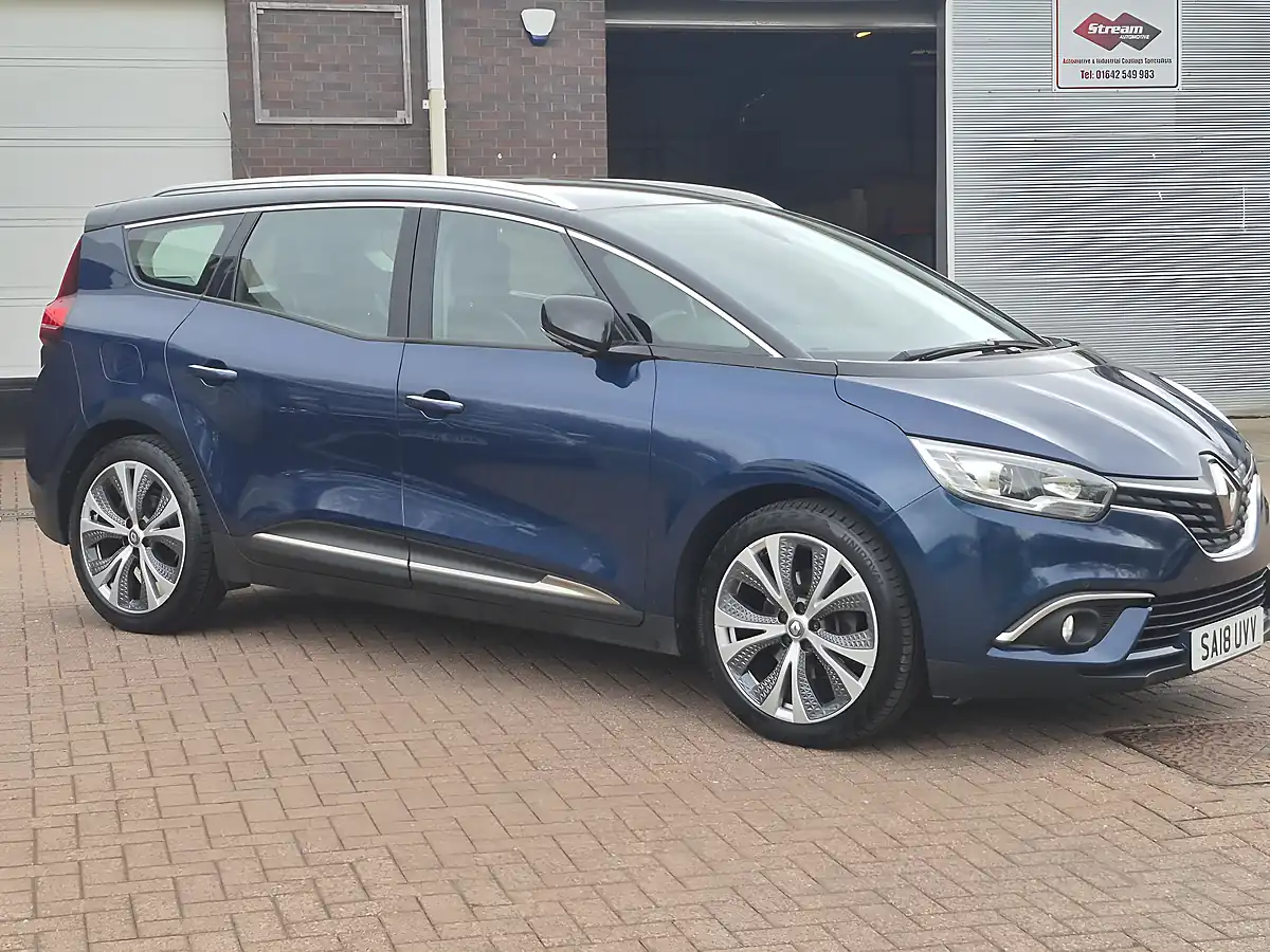 Used 2018 Renault Grand Scenic Dynamique Nav Cosmos Blue - Interior and Exterior details 2