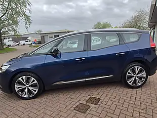 Used 2018 Renault Grand Scenic Dynamique Nav Cosmos Blue - Interior and Exterior details 7