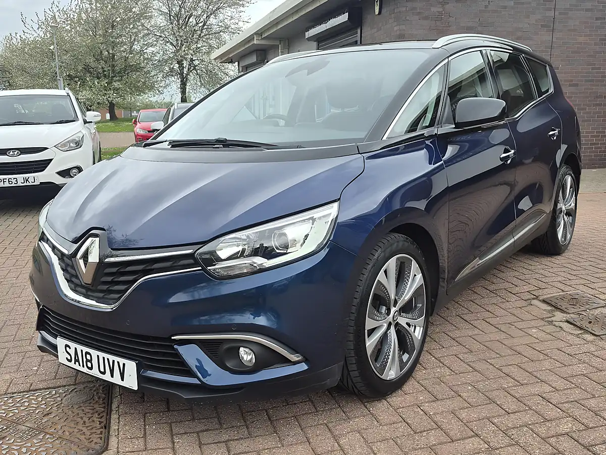 Used 2018 Renault Grand Scenic Dynamique Nav Cosmos Blue - Interior and Exterior details 8