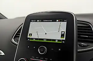 Used 2018 Renault Grand Scenic Dynamique Nav Silver - Interior and Exterior details 11