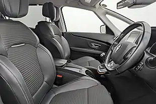 Used 2018 Renault Grand Scenic Dynamique Nav Silver - Interior and Exterior details 2