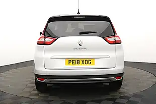 Used 2018 Renault Grand Scenic Dynamique Nav Silver - Interior and Exterior details 4