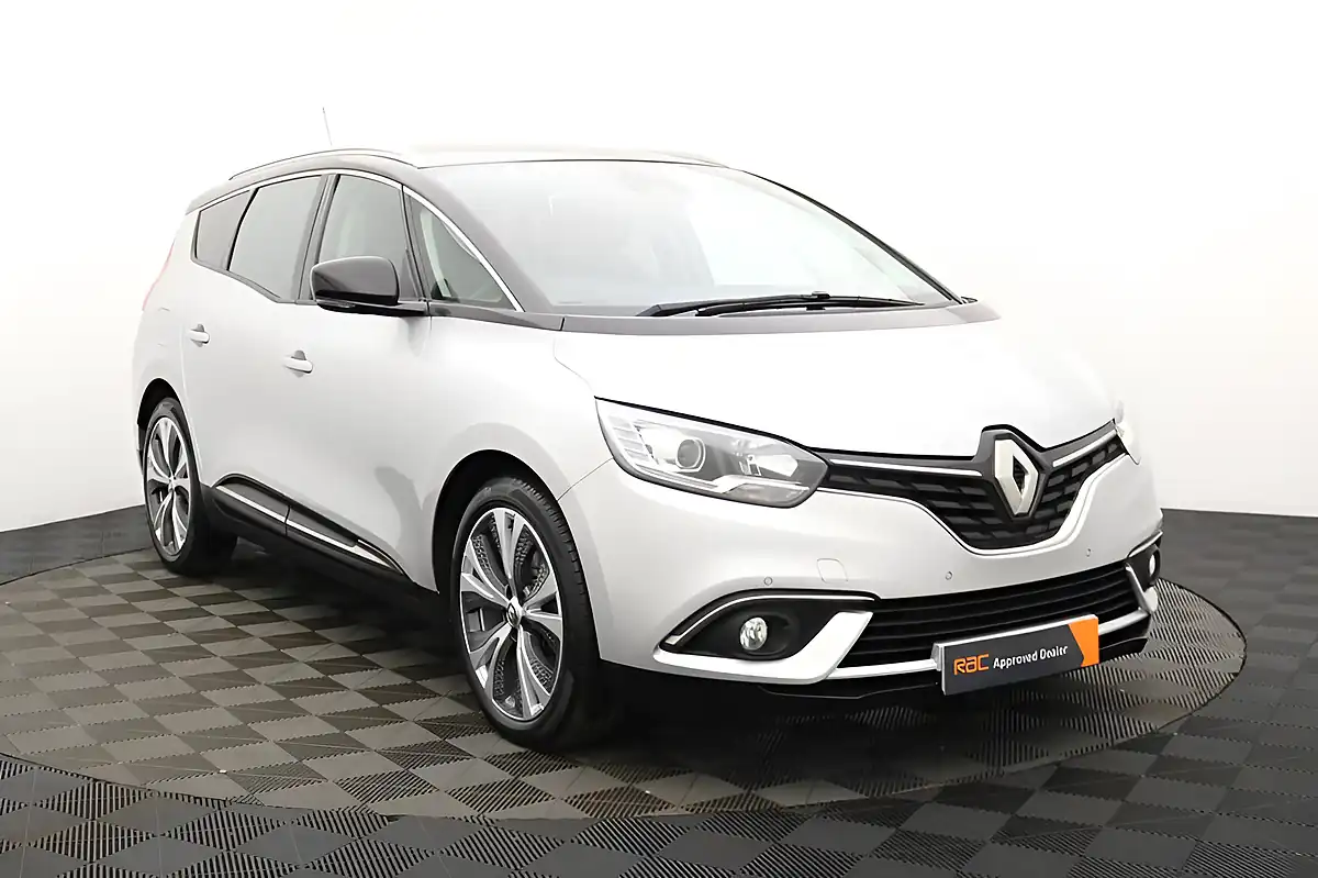 Used 2018 Renault Grand Scenic Dynamique Nav Silver - Interior and Exterior details 9