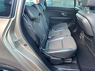 Used 2018 Renault Grand Scenic Dynamique S Nav Beige - Interior and Exterior details 10