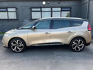 Used 2018 Renault Grand Scenic Dynamique S Nav Beige - Interior and Exterior details 7