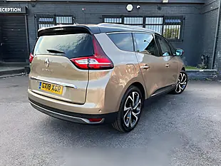 Used 2018 Renault Grand Scenic Dynamique S Nav Beige - Interior and Exterior details 8