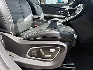 Used 2018 Renault Grand Scenic Signature Nav Blue - Interior and Exterior details 19