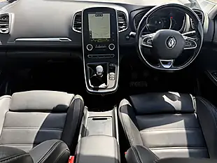 Used 2018 Renault Grand Scenic Signature Nav Blue - Interior and Exterior details 3