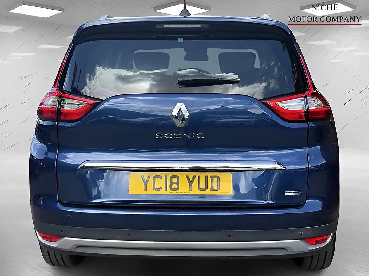 Used 2018 Renault Grand Scenic Signature Nav Blue - Interior and Exterior details 6