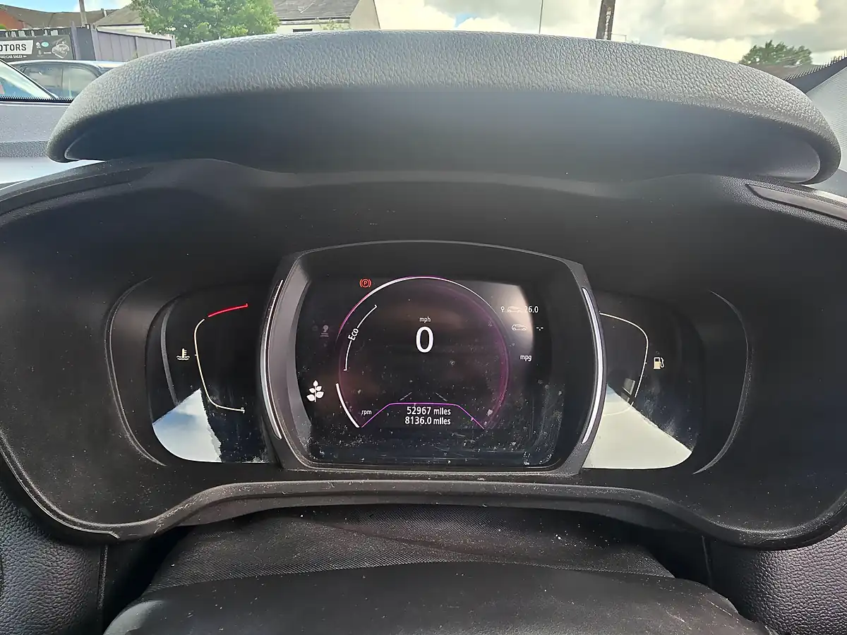 Used 2018 Renault Kadjar Dynamique Nav Black - Interior and Exterior details 10