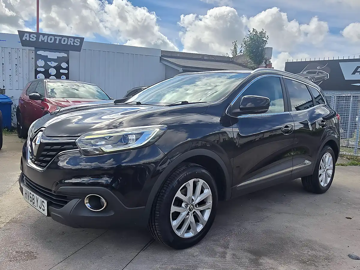 Used 2018 Renault Kadjar Dynamique Nav Black - Interior and Exterior details 3