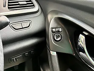 Used 2018 Renault Kadjar Dynamique Nav Black - Interior and Exterior details 19
