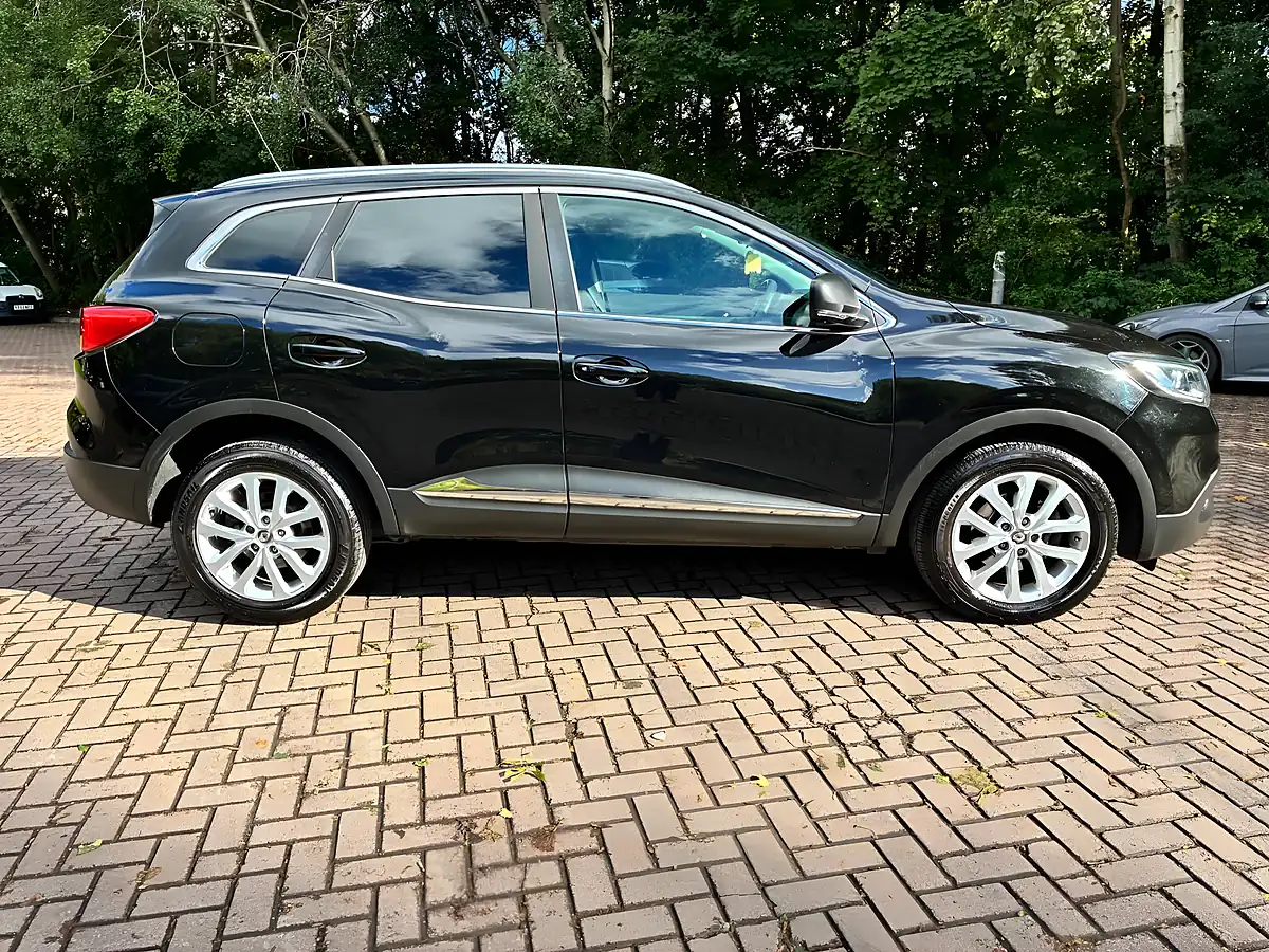 Used 2018 Renault Kadjar Dynamique Nav Black - Interior and Exterior details 3