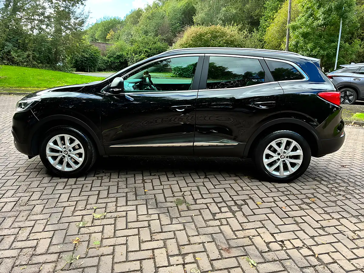 Used 2018 Renault Kadjar Dynamique Nav Black - Interior and Exterior details 9