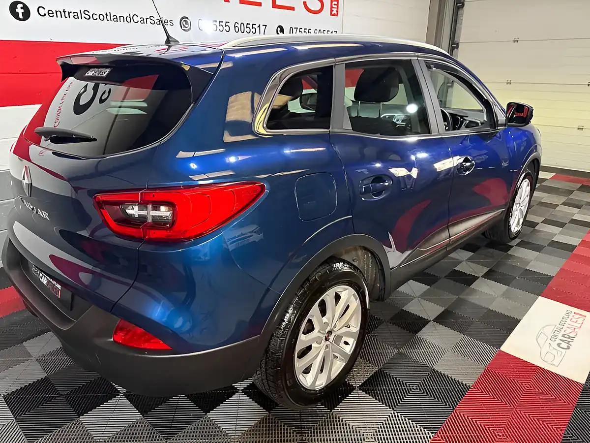 Used 2018 Renault Kadjar Dynamique Nav Blue - Interior and Exterior details 17
