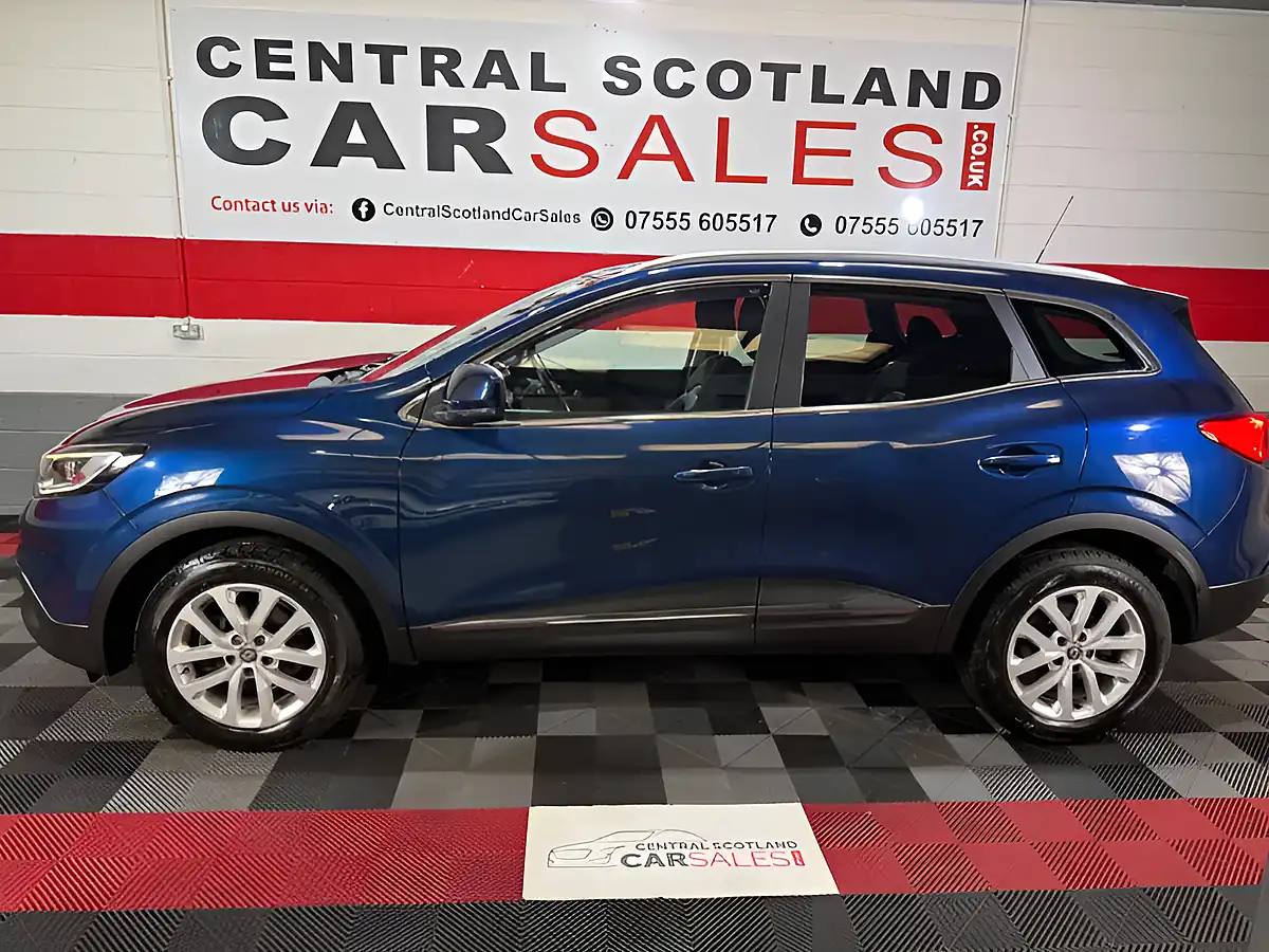 Used 2018 Renault Kadjar Dynamique Nav Blue - Interior and Exterior details 2