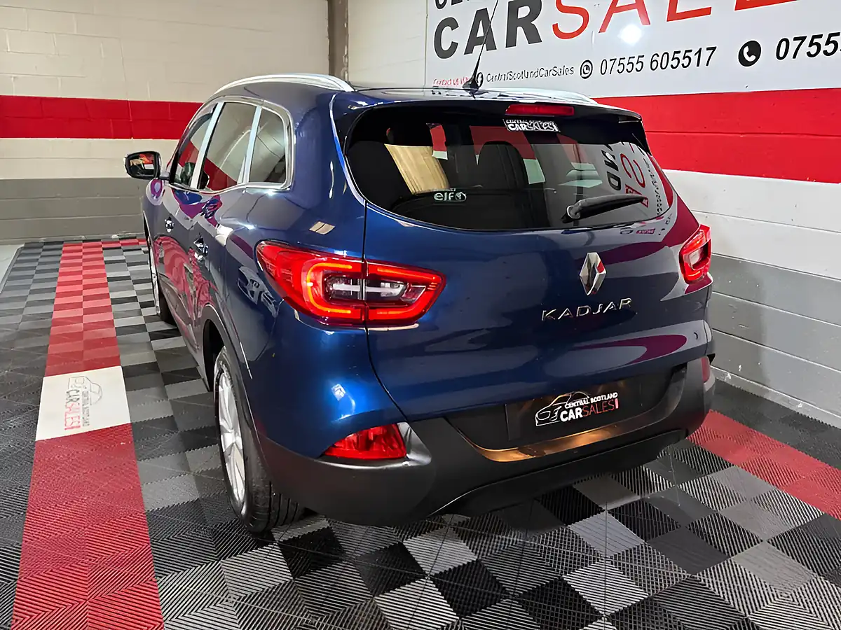 Used 2018 Renault Kadjar Dynamique Nav Blue - Interior and Exterior details 4