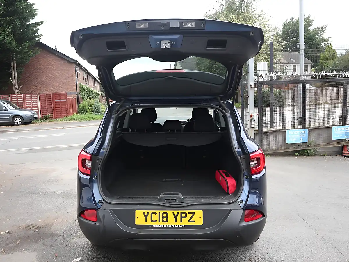 Used 2018 Renault Kadjar Dynamique Nav Blue - Interior and Exterior details 13