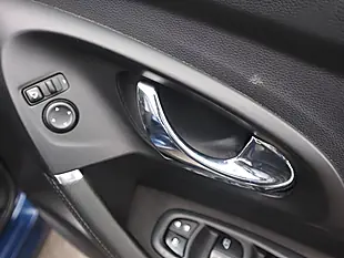 Used 2018 Renault Kadjar Dynamique Nav Blue - Interior and Exterior details 14