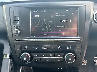 Used 2018 Renault Kadjar Dynamique Nav Cosmos Blue - Interior and Exterior details 11