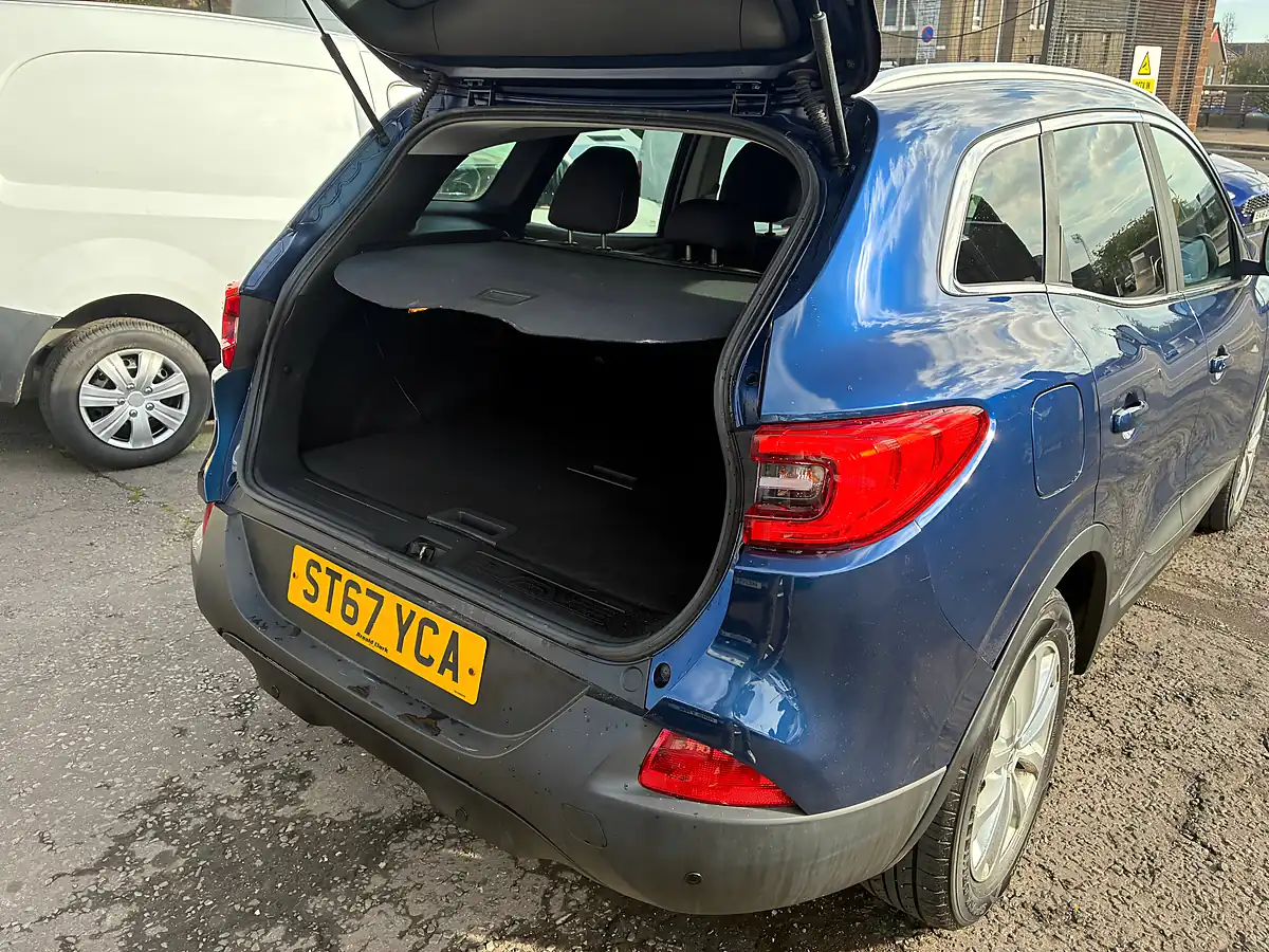 Used 2018 Renault Kadjar Dynamique Nav Cosmos Blue - Interior and Exterior details 13