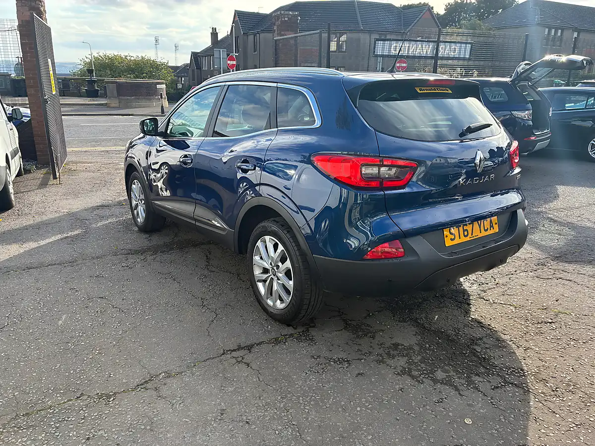 Used 2018 Renault Kadjar Dynamique Nav Cosmos Blue - Interior and Exterior details 5