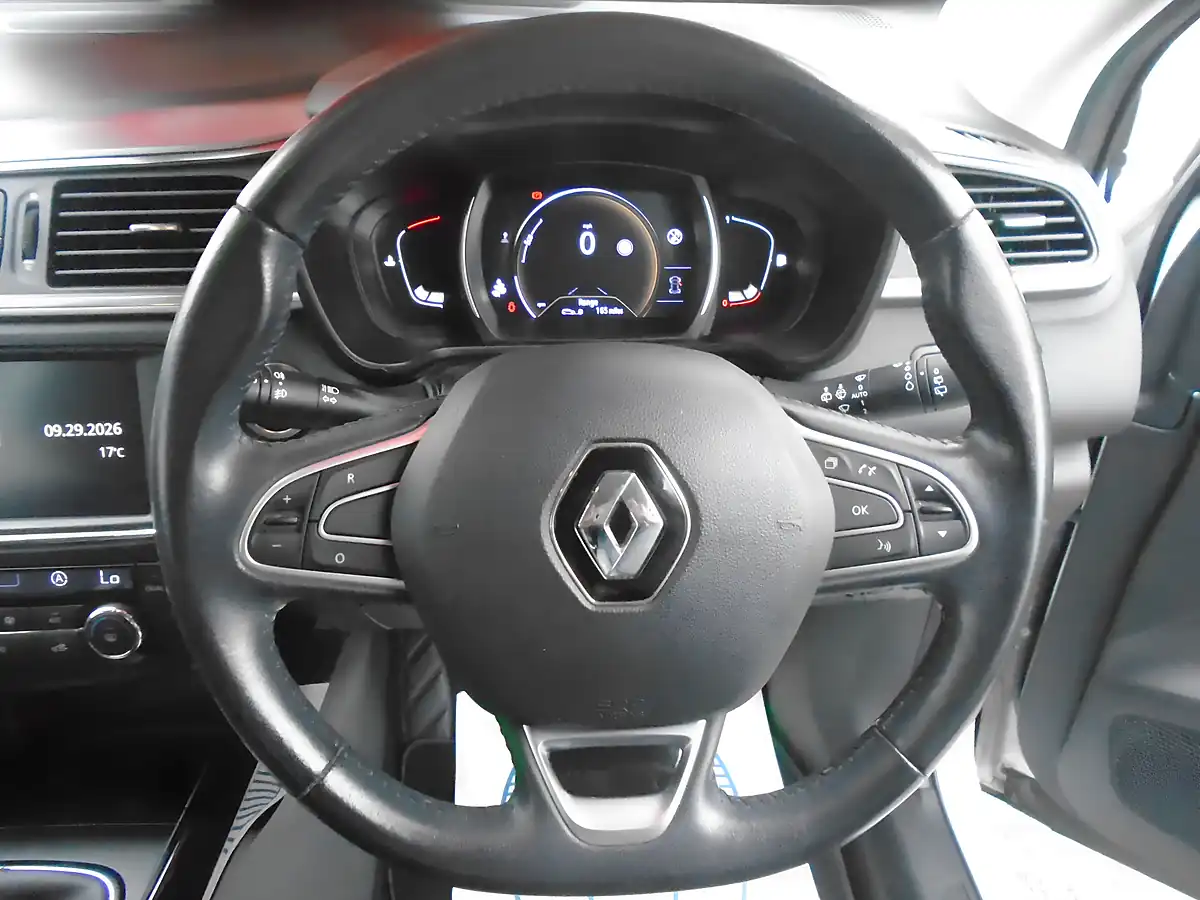 Used 2018 Renault Kadjar Dynamique Nav Glacier White - Interior and Exterior details 14