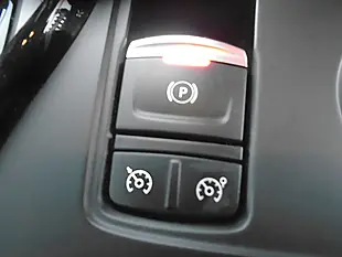 Used 2018 Renault Kadjar Dynamique Nav Glacier White - Interior and Exterior details 16
