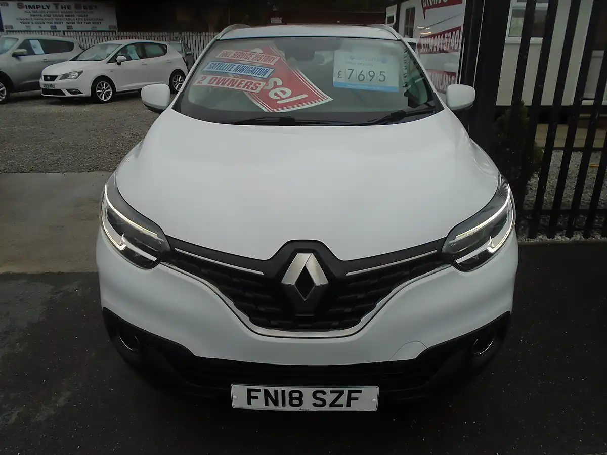 Used 2018 Renault Kadjar Dynamique Nav Glacier White - Interior and Exterior details 3